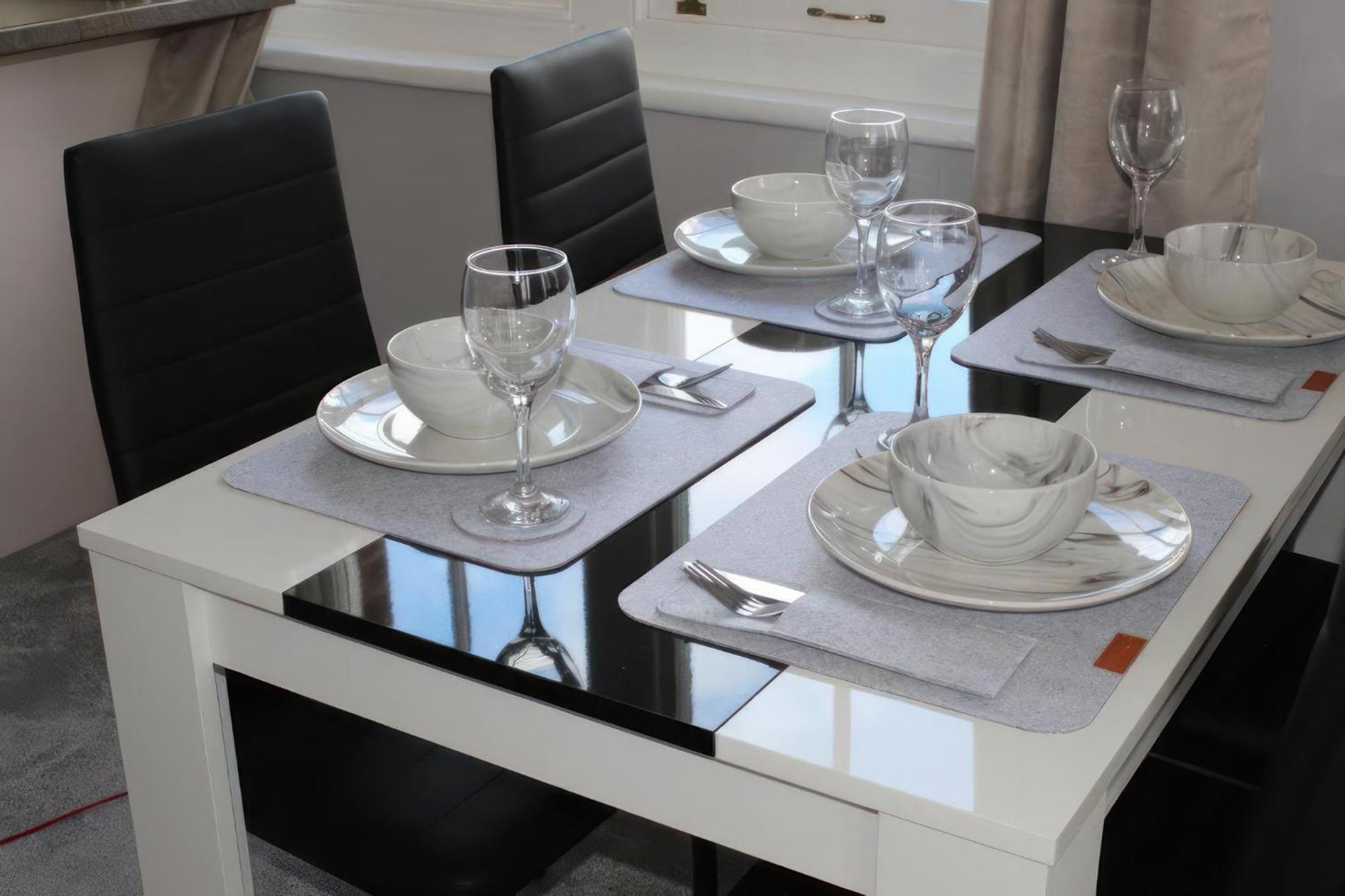 Lovely 2 Bed 2 Bath Flat With Free Parking Poole Ngoại thất bức ảnh