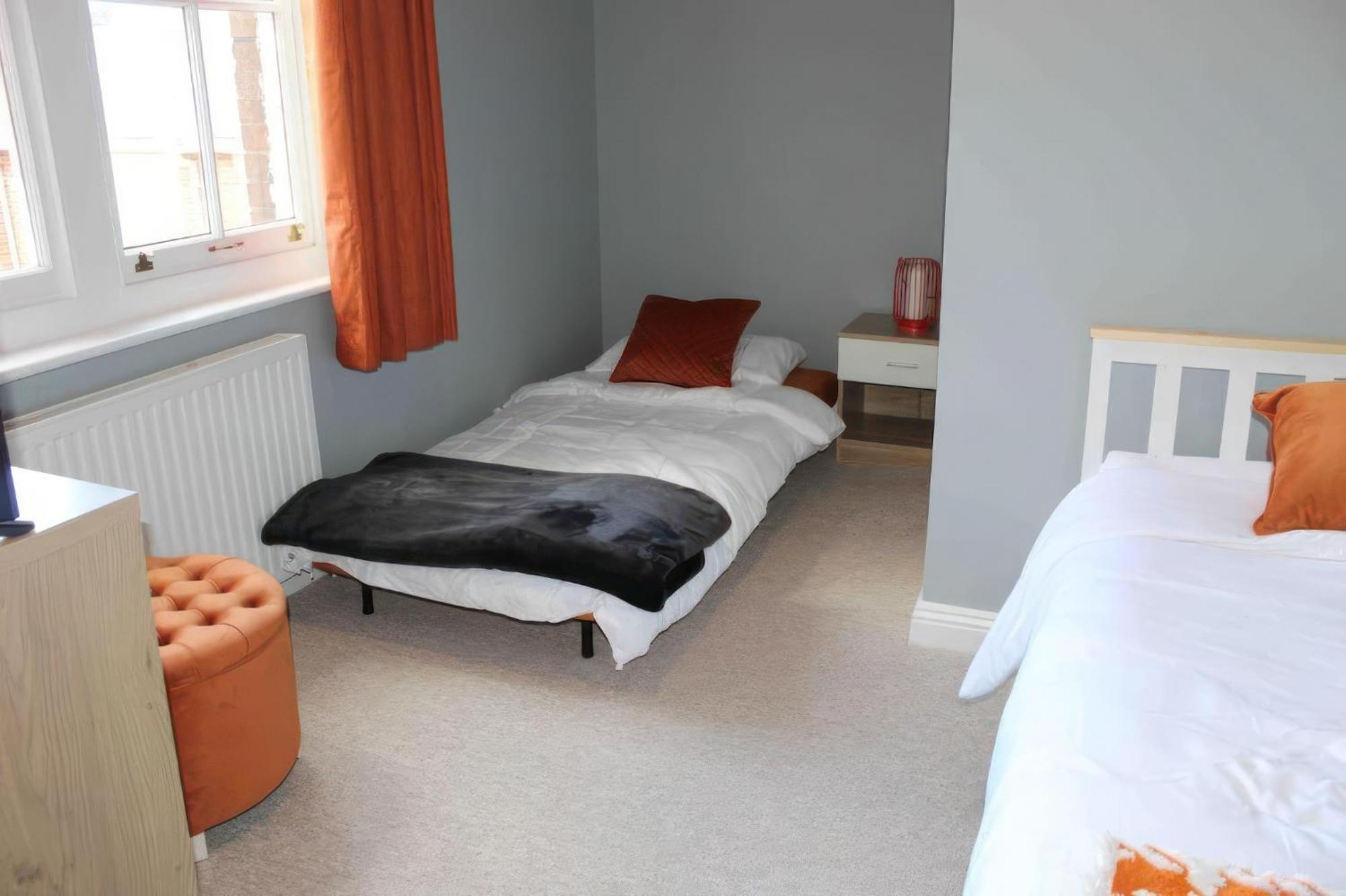 Lovely 2 Bed 2 Bath Flat With Free Parking Poole Ngoại thất bức ảnh