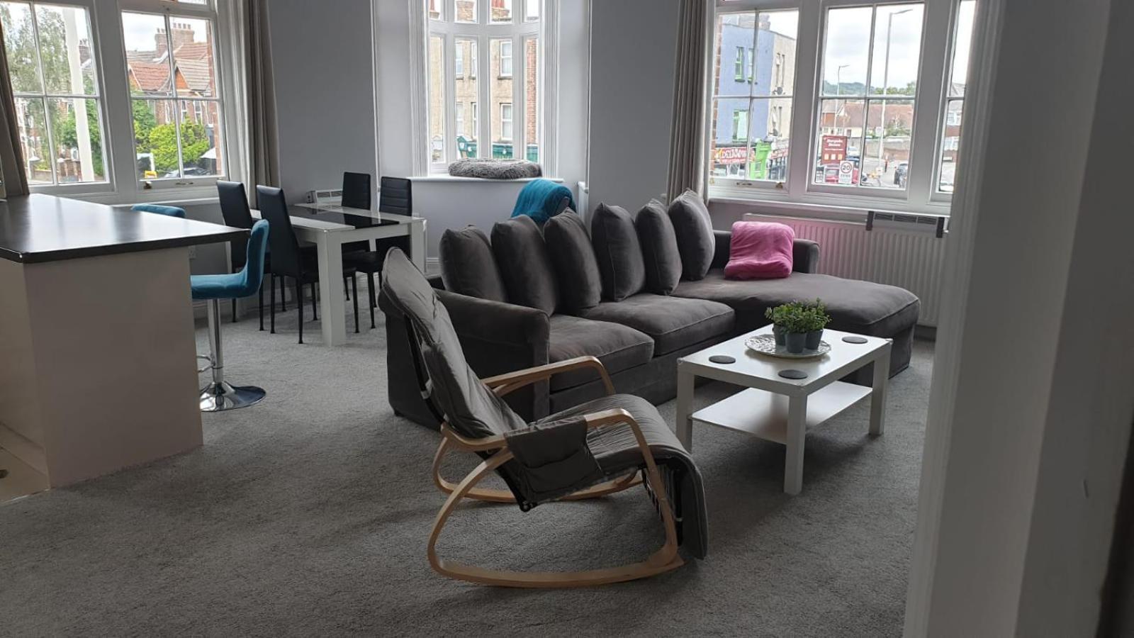 Lovely 2 Bed 2 Bath Flat With Free Parking Poole Ngoại thất bức ảnh